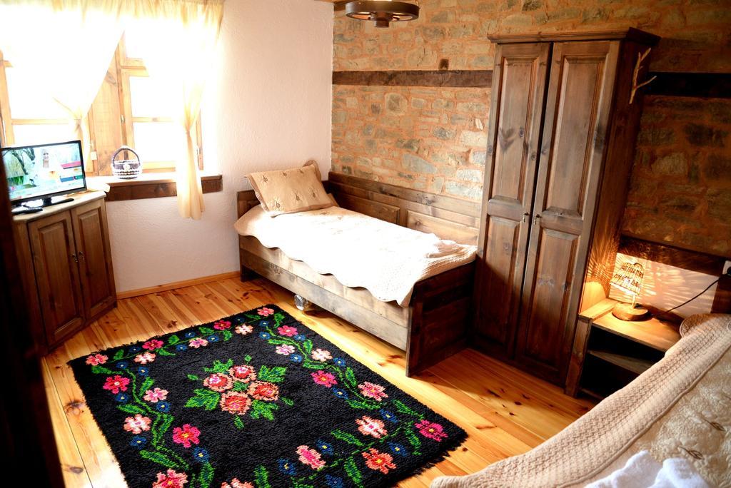 Guest House Pri Malkiya Leshten Habitación foto